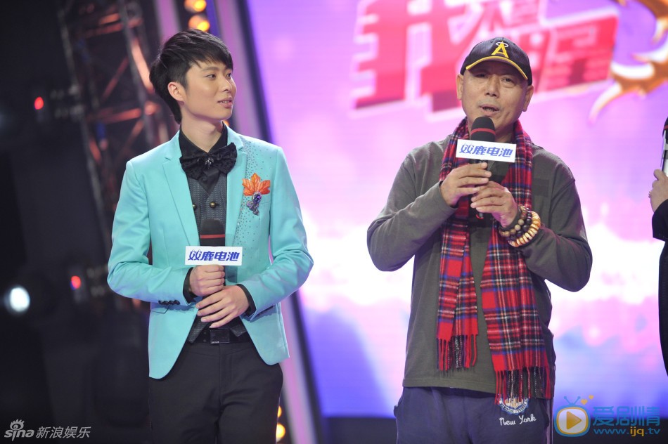 李成儒活动照片 李大海 李成儒 历时三个多月的中国首档星二代才艺展示真人秀《我不是明星》经过十五期的比拼淘汰，终于迎来了总决赛。潘长江甚至率一家七口集体出动。