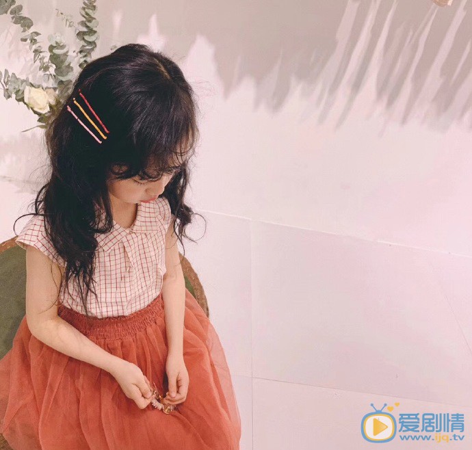 何昕苪小清新写真图片 何昕苪高清写真_何昕苪高清剧照