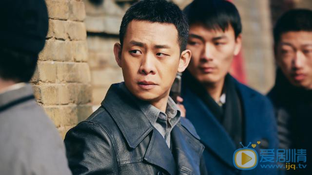 光荣时代郑朝阳是由谁饰演的？他的结局怎么样？
