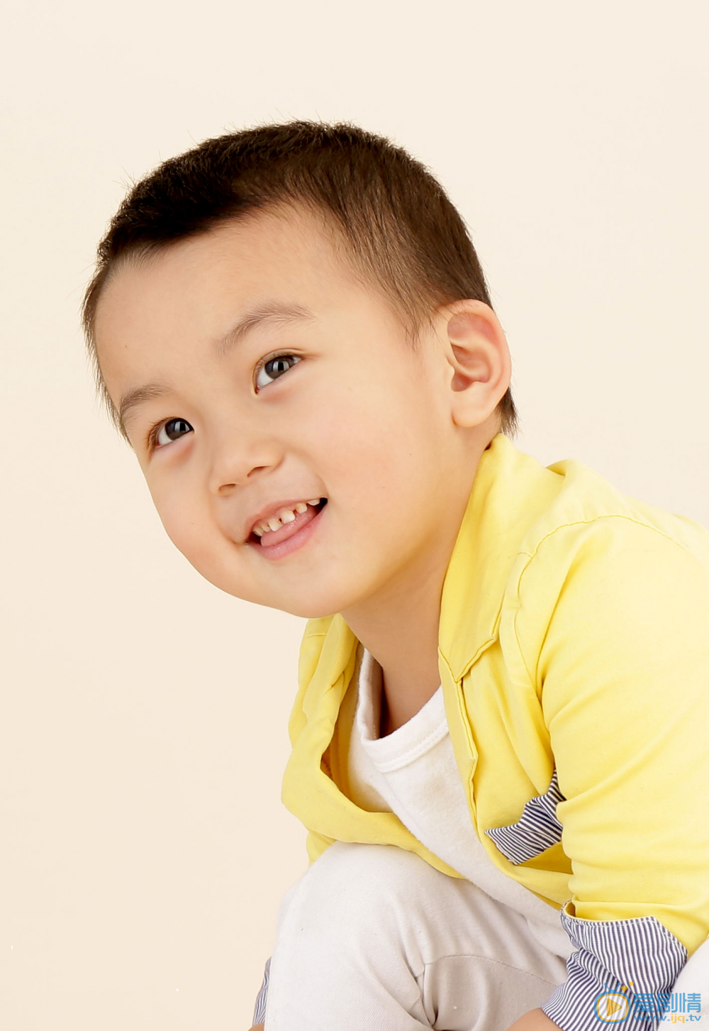 李庆誉幼时照图片 李庆誉高清写真_李庆誉高清剧照