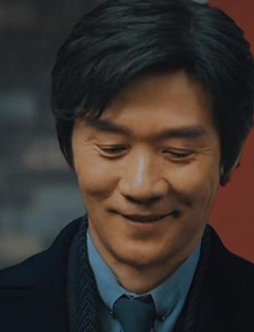 光荣时代郑朝山喜欢谁？最后和谁在一起？