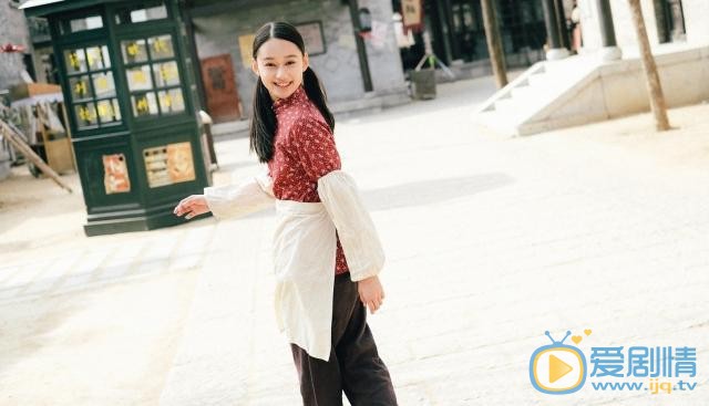 光荣时代小东西的扮演者是谁？剧中的她是一个怎样的人？