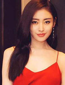 鳄鱼与牙签鸟李南恩是由谁饰演的？她的结局怎么样？