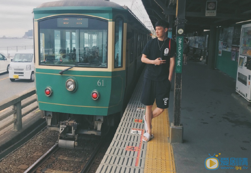 贾本初时尚写真 贾本初高清写真_贾本初高清剧照