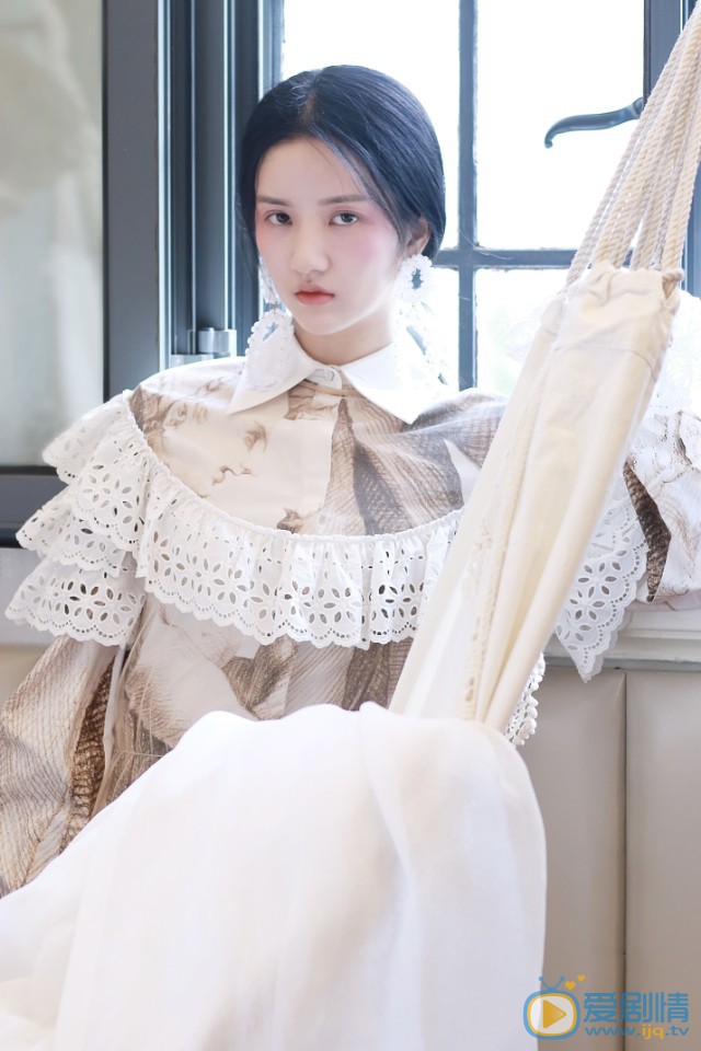 刘些宁精选美图 刘些宁高清写真_刘些宁高清剧照