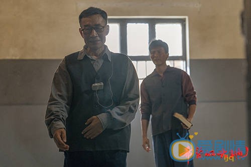 希望的大地吴文渊是由谁饰演的？他和马尘是什么关系？