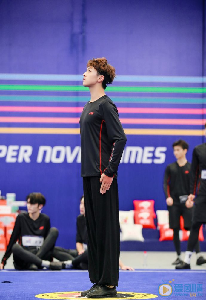 吴季峰《超新星全运会第二季》图片 吴季峰高清写真_吴季峰高清剧照