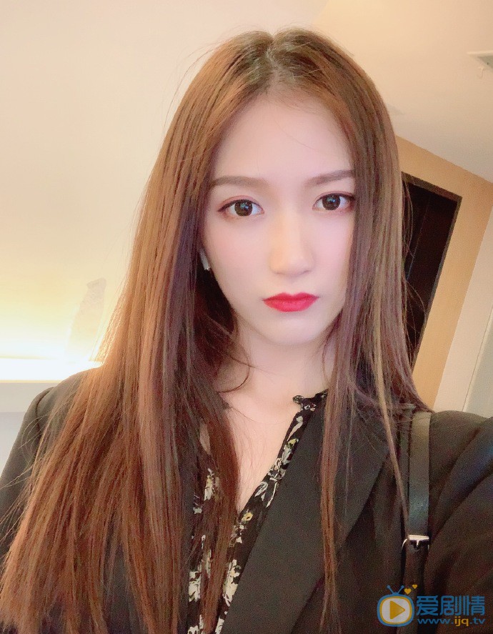 吴哲晗《超星全运会》节目照 吴哲晗高清写真_吴哲晗高清剧照