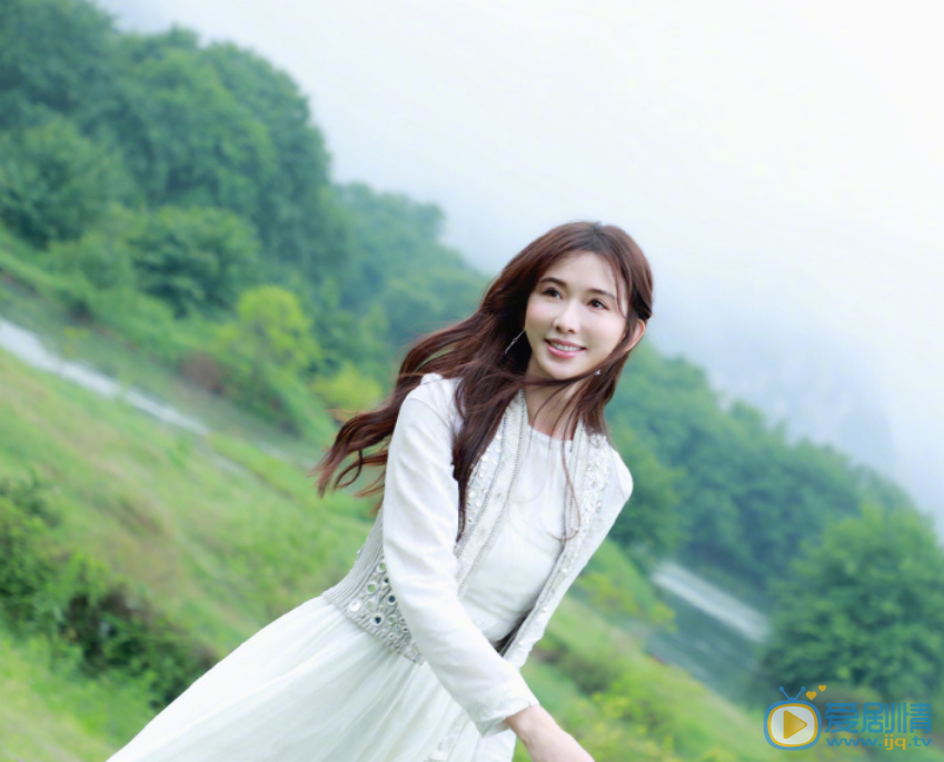 林志玲户外写真 林志玲高清写真_林志玲高清剧照
