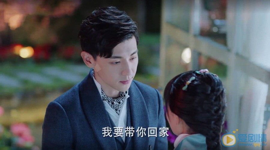 海棠经雨胭脂透顾海棠喜欢朗月轩还是朗月明？最后和谁在一起？