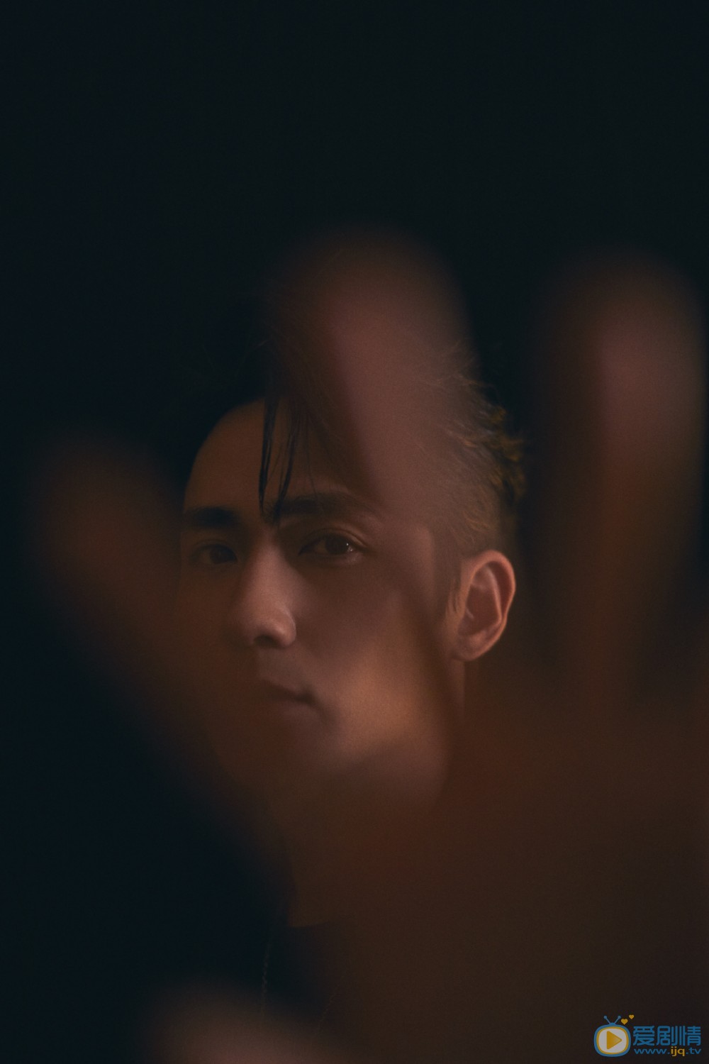 朱一龙西装照写真 朱一龙高清写真_朱一龙高清剧照