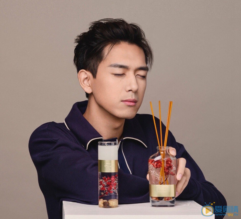 李现广告代言图片 李现广告代言图片