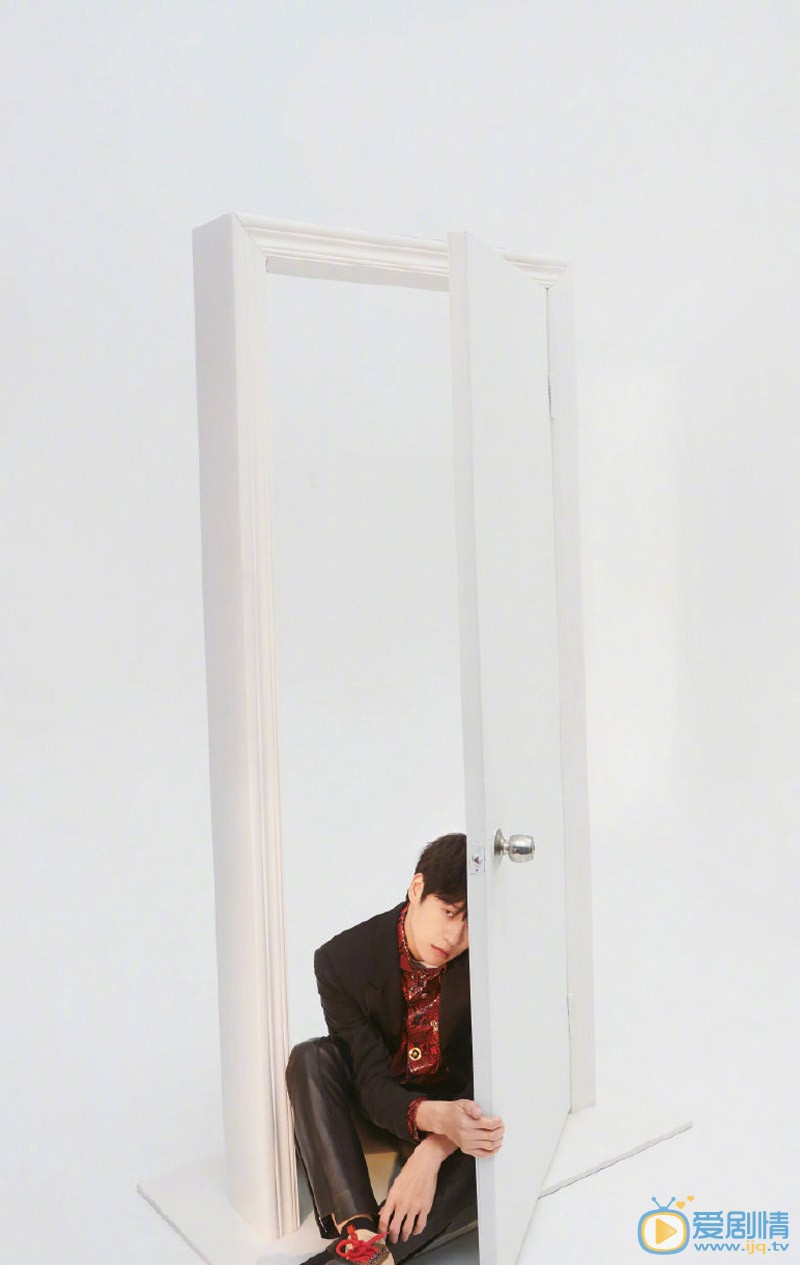 魏大勋酷帅养眼写真 魏大勋高清写真_魏大勋高清剧照