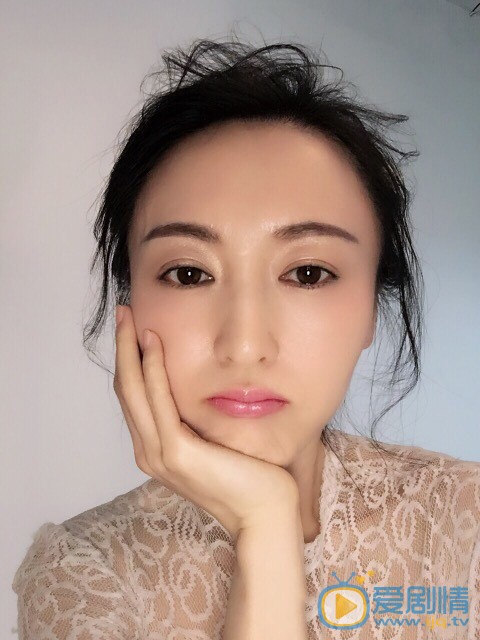 何晴甜美自拍照 何晴高清写真_何晴高清剧照