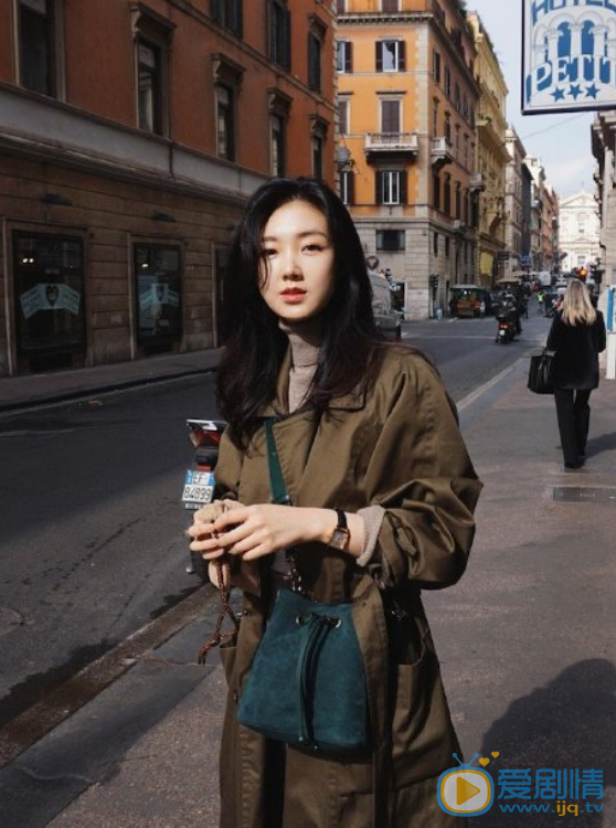 李秀美街拍照