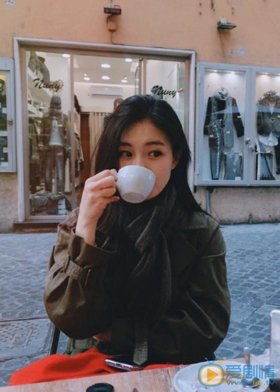 李秀美街拍照 李秀美高清写真_李秀美高清剧照