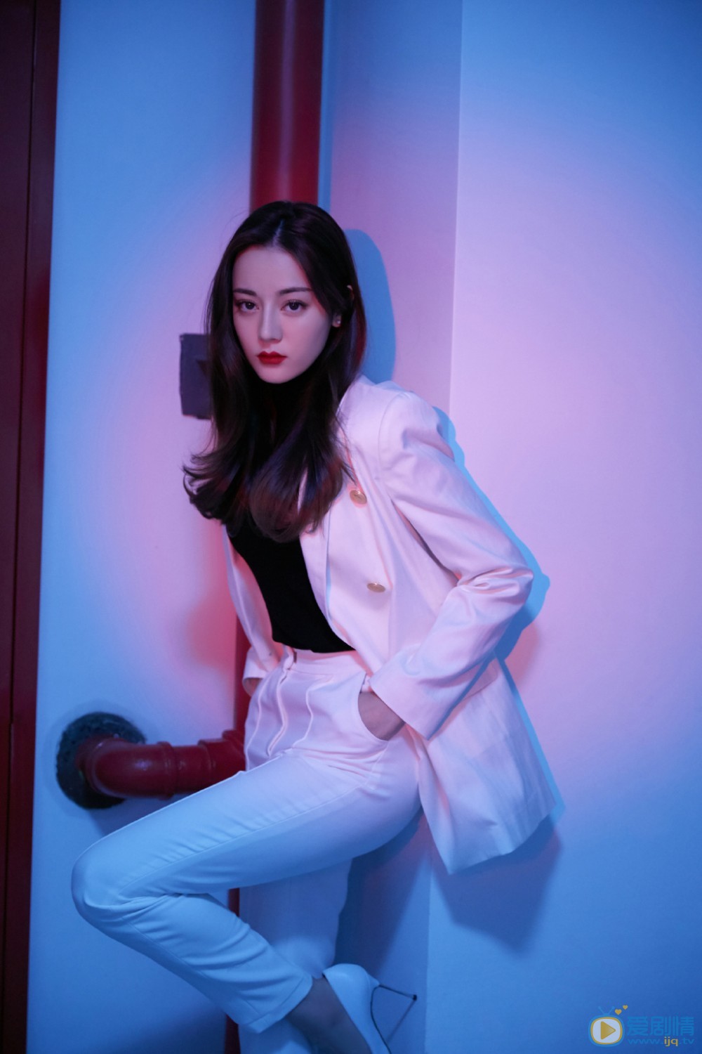 迪丽热巴酷炫写真 迪丽热巴高清写真_迪丽热巴高清剧照