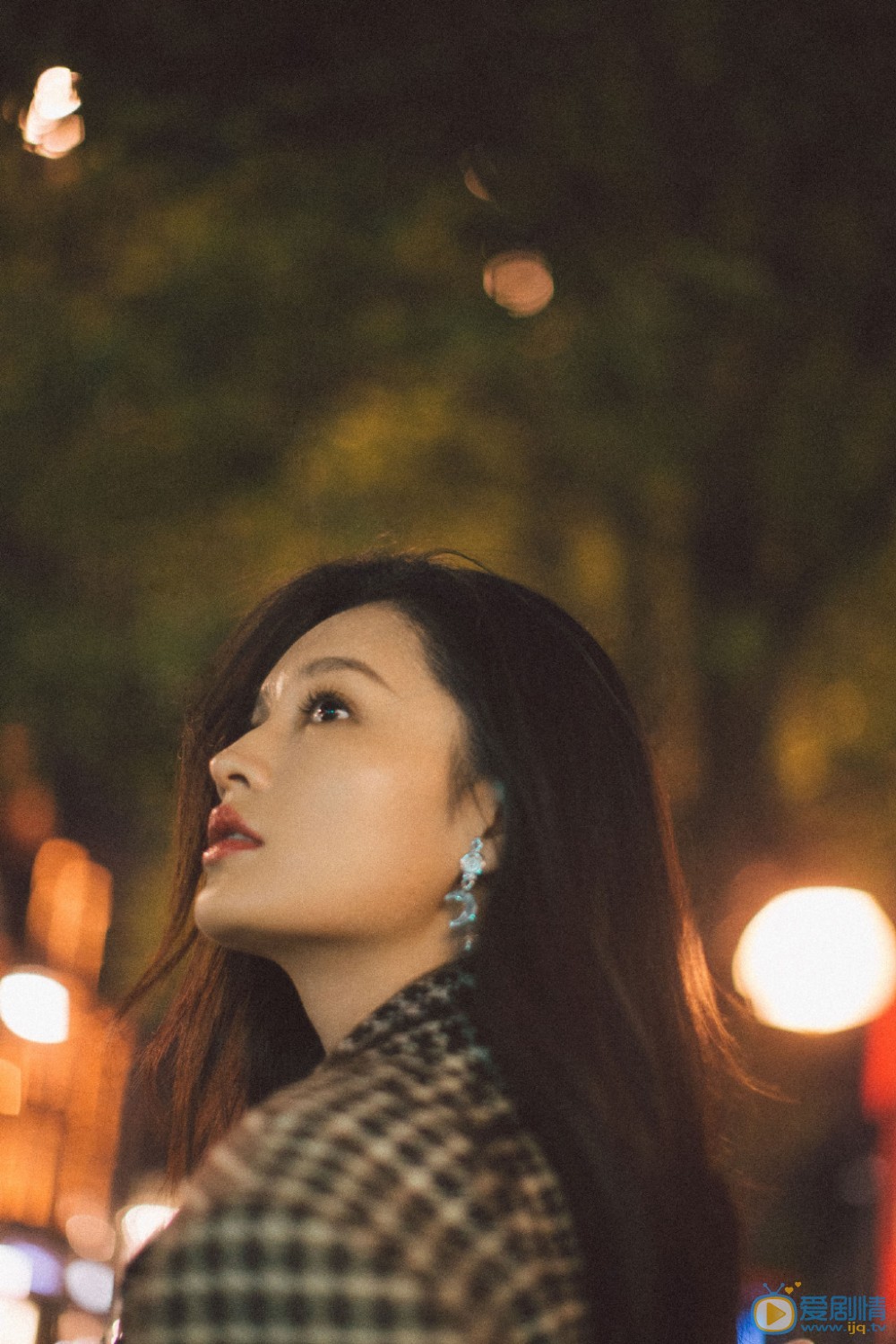 李沁时尚街拍写真 李沁高清写真_李沁高清剧照