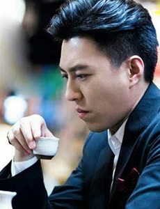 精英律师罗槟喜欢谁？最后和谁在一起？