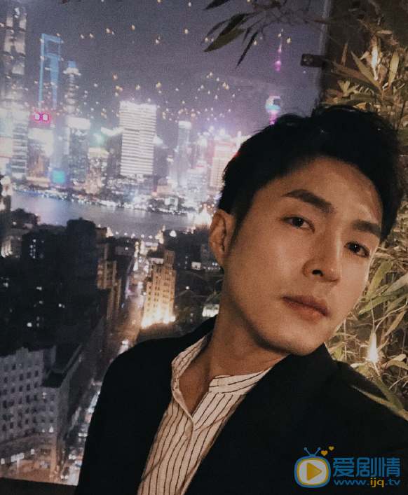 丹增晋美生活照 丹增晋美高清写真_丹增晋美高清剧照