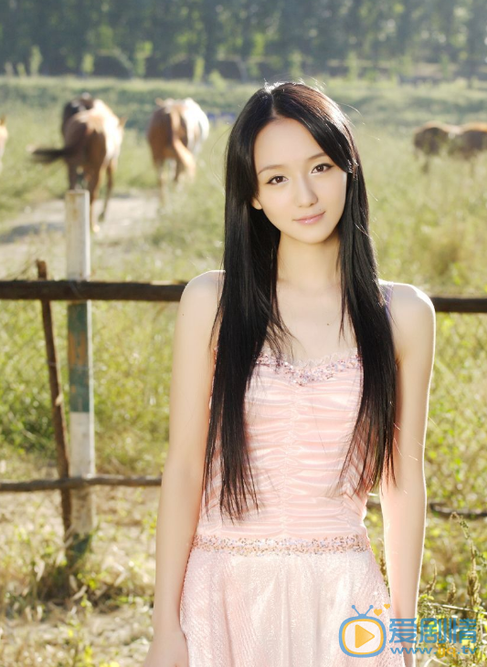 张姮儿清纯写真
