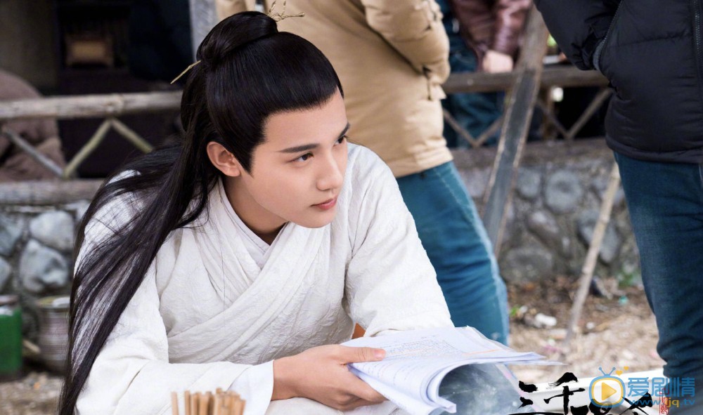 三千鸦杀是根据小说改编的吗？改编自什么小说？