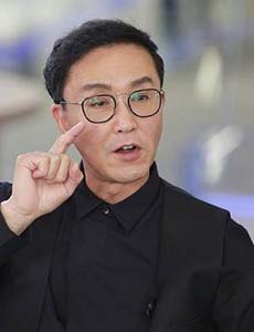 庆余年陈萍萍是由谁饰演的？他的结局怎么样？
