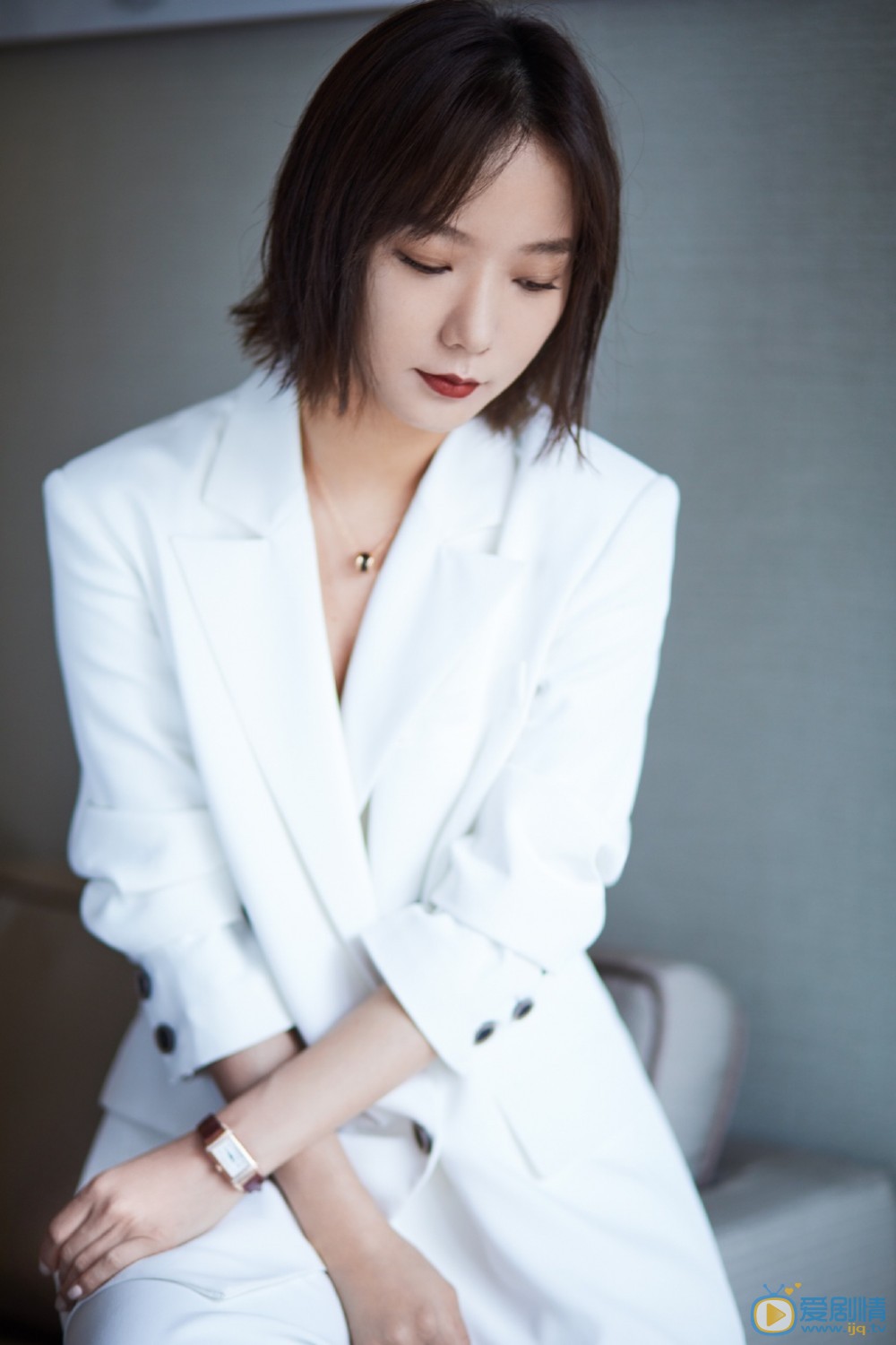 王珞丹暖色系写真图片 王珞丹高清写真_王珞丹高清剧照