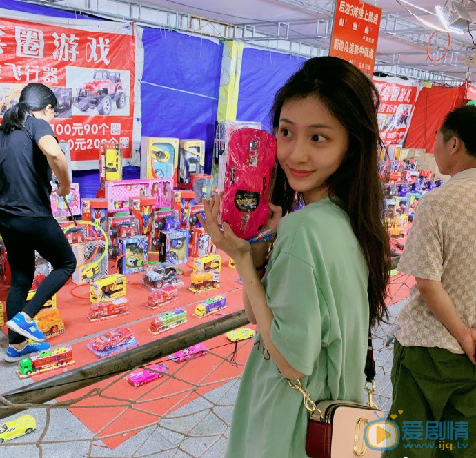 胡连馨日常生活照图片 胡连馨高清写真_胡连馨高清剧照