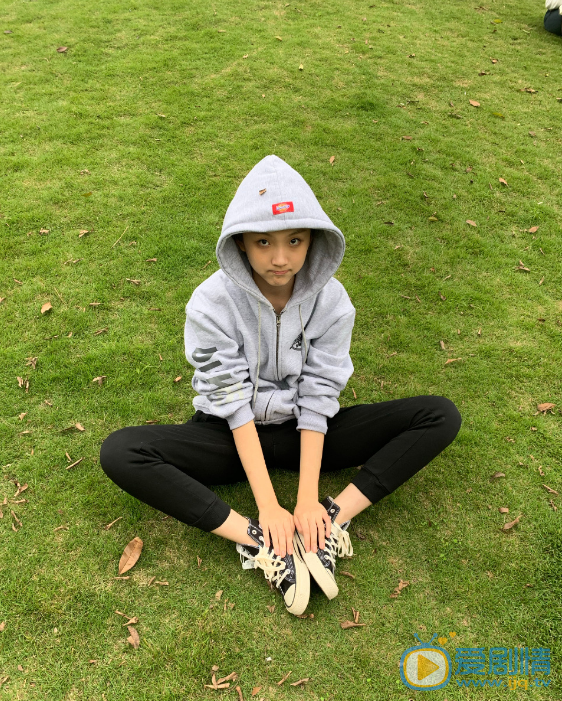 吴双游玩照 吴双高清写真_吴双高清剧照
