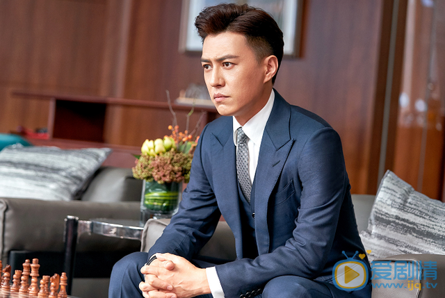 精英律师罗槟和顾婕是什么关系？顾婕是一个怎样的人？