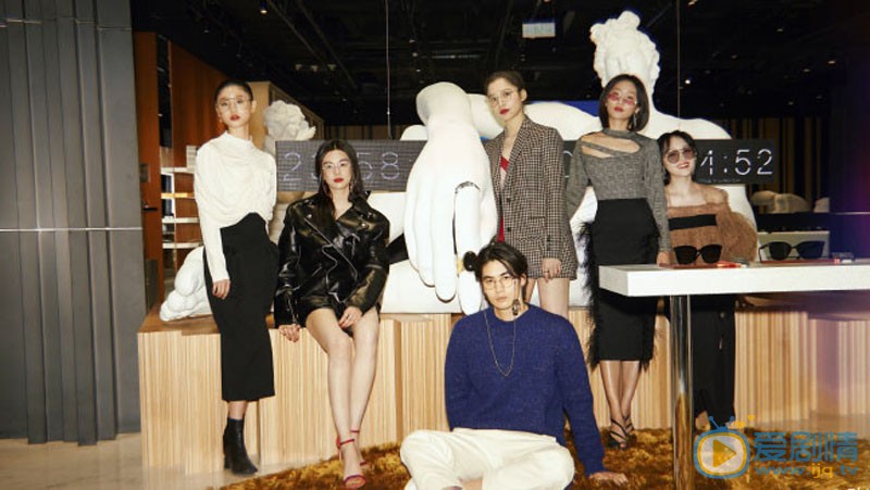 张婧仪现场活动照图片 张婧仪高清写真_张婧仪高清剧照