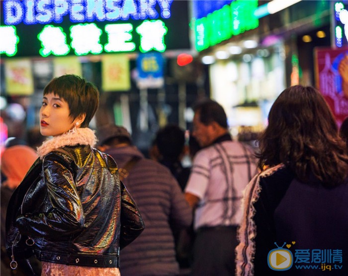 欧阳佳街拍照 欧阳佳高清写真_欧阳佳高清剧照