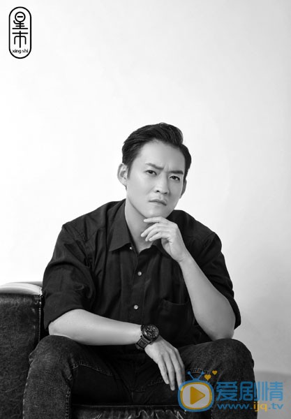 齐冀黑白写真图片 齐冀高清写真_齐冀高清剧照