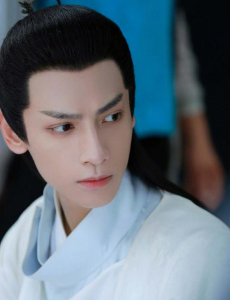 月上重火男主角是谁演的？最后结局是怎样的？