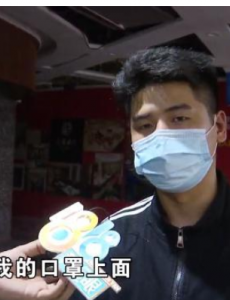 会员遭健身教练连打11个巴掌原因尽然是坐到他口罩了
