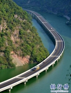 中国最美的水上公路在哪里:湖北古昭公路,宛如游龙蜿蜒香河之上