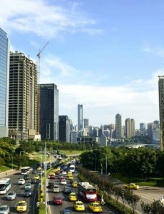 重庆最难停的停车库：国金中心地下停车库 下5层绕8圈让人头晕眼花