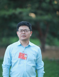 建议对研究生毕业生进行分级评价并设置研究生学位等级备案平台