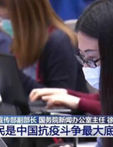 90后女孩忍痛借亡父微信鼓励母亲，真诚谎言背后是真情的恪守与努力