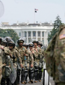 美国多名国民警卫队士兵确诊新冠，在整个部署过程中都遵守社交隔离措施