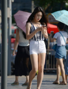 微胖身材也可以搭配出精致感觉