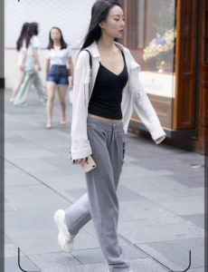 身材微胖，不想穿裙子怎么办？