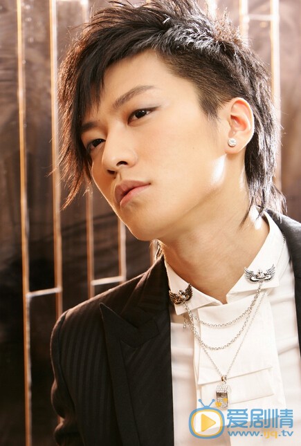 乔任梁写真  乔任梁个人高清写真