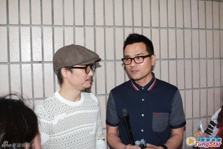 郑中基 林家栋 第三十三届香港电影金像奖颁奖典礼定于13日举行，今届司仪毛舜筠，郑中基，林家栋出席拜神仪式。对于当晚服装，毛舜筠笑言:我性感不来。TUNGSTAR/文并图