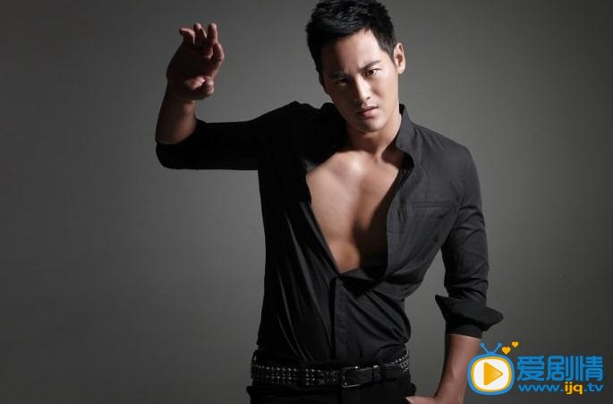 亓航帅气写真 亓航时尚写真照片