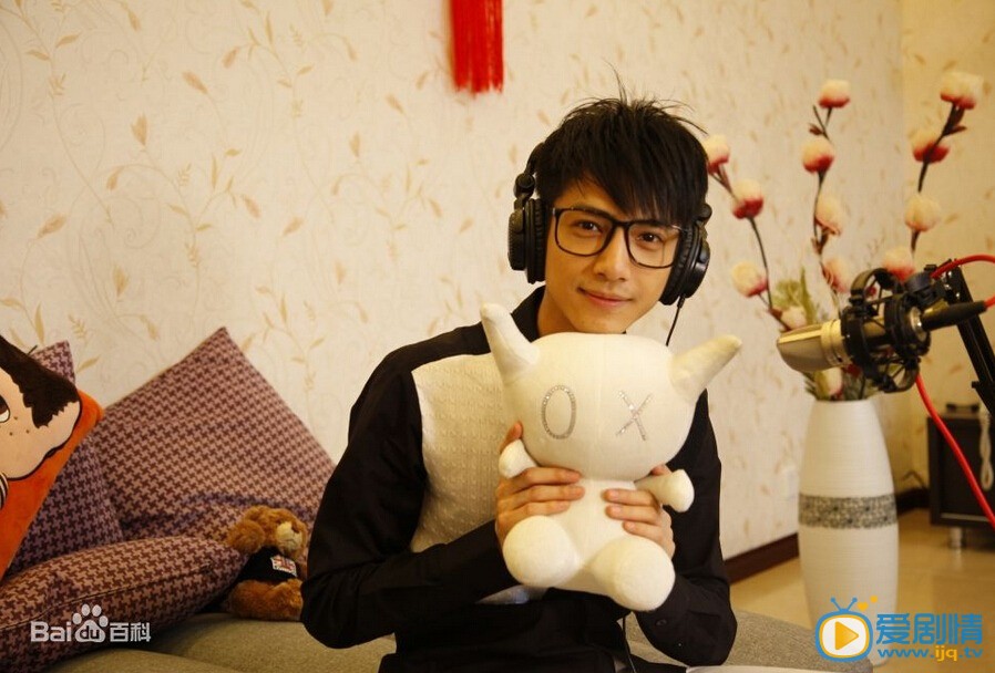 罗云熙活动照 罗云熙高清写真_罗云熙高清剧照