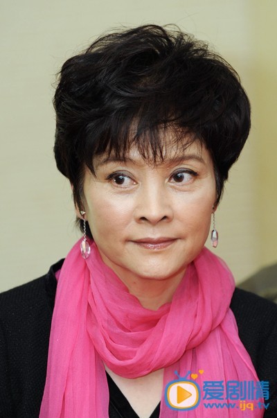  梁丹妮写真