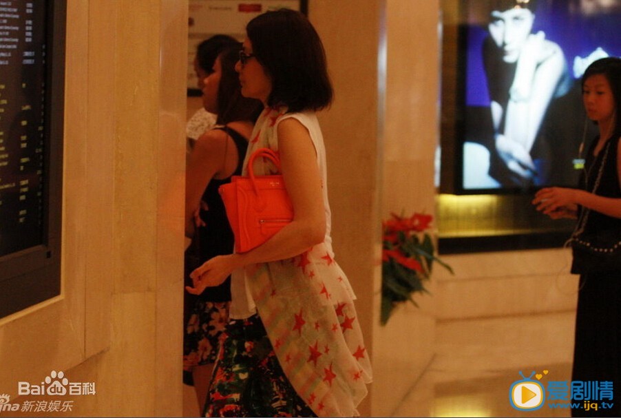 关之琳生活照 关之琳高清写真_关之琳高清剧照