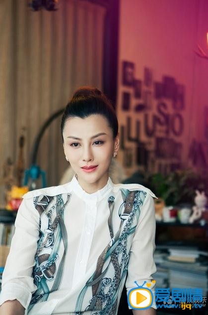  江易珈写真